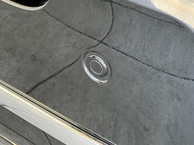 ムーヴキャンバスセオリーＧ　９型ディスプレイオーディオ　届出済未使用車衝突被害軽減ブレーキ　コーナーセンサー　９型ディスプレイオーディオ　フルセグ　Ｂｌｕｅｔｏｏｔｈ　ＵＳＢ　バックカメラ　両側電動スライドドア　ＬＥＤ　ワイヤレス充電器（Ｑｉ）　スマートキー（滋賀県）の中古車