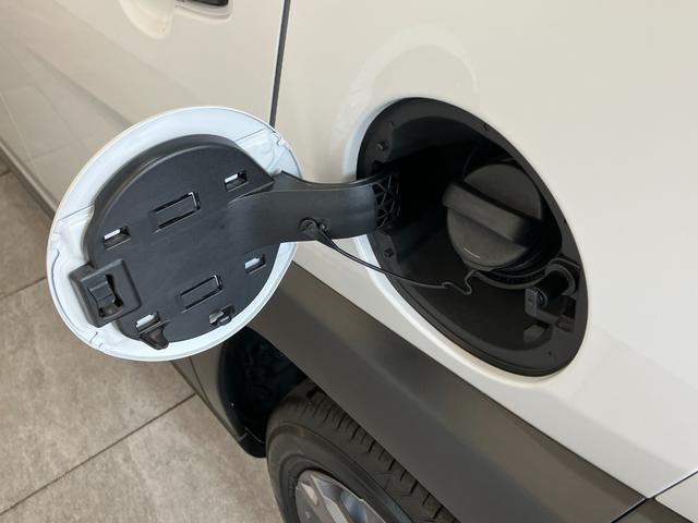 タフトＧダーククロムベンチャー　レーダークルコン　届出済未使用車衝突被害軽減ブレーキ　コーナーセンサー　バックカメラ（ナビ装着時用）　前席シートヒーター　電動パーキング　スカイフィールトップ　ＬＥＤ　オートライト　クルーズコントロール　スマートキー　エコアイドル（滋賀県）の中古車