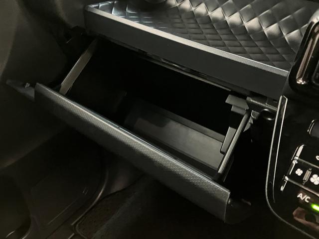 タントカスタムＸ　両側電動スライドドア　シートヒーター衝突被害軽減ブレーキ　コーナーセンサー　パノラマカメラ（ナビ装着時用）　両側電動スライドドア　前席シートヒーター　ＬＥＤヘッド　オートライト　オートエアコン　スマートキー　エコアイドル（滋賀県）の中古車