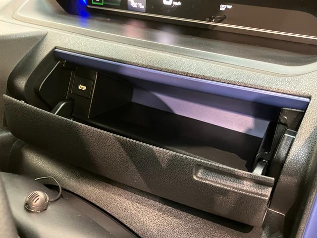 タントカスタムＸ　両側電動スライドドア　シートヒーター衝突被害軽減ブレーキ　コーナーセンサー　パノラマカメラ（ナビ装着時用）　両側電動スライドドア　前席シートヒーター　ＬＥＤヘッド　オートライト　オートエアコン　スマートキー　エコアイドル（滋賀県）の中古車