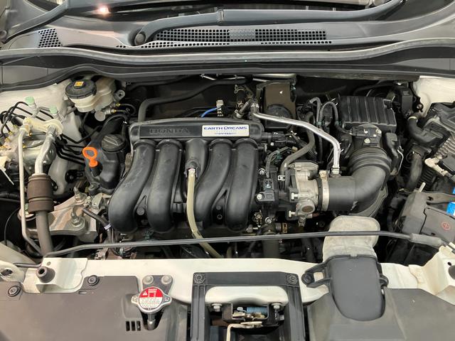 ヴェゼルＳ　ワンセグナビ　バックカメラ　ドラレコ　車検整備付追突被害軽減ブレーキ　ワンセグナビ　バックカメラ　ＤＶＤ　Ｂｌｕｅｔｏｏｔｈ　ドラレコ　クルーズコントロール　シートヒーター　パドルシフト　ＬＥＤ　オートライト　オートエアコン　スマートキー（滋賀県）の中古車