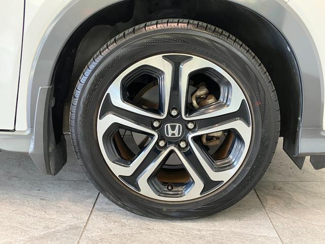 ヴェゼルＳ　ワンセグナビ　バックカメラ　ドラレコ　車検整備付追突被害軽減ブレーキ　ワンセグナビ　バックカメラ　ＤＶＤ　Ｂｌｕｅｔｏｏｔｈ　ドラレコ　クルーズコントロール　シートヒーター　パドルシフト　ＬＥＤ　オートライト　オートエアコン　スマートキー（滋賀県）の中古車
