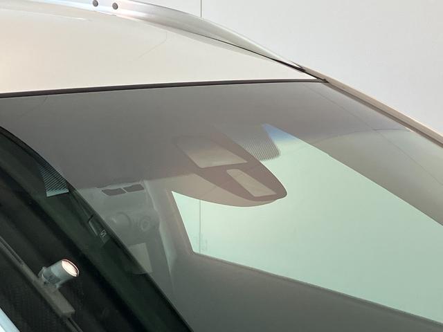 ヴェゼルＳ　ワンセグナビ　バックカメラ　ドラレコ　車検整備付追突被害軽減ブレーキ　ワンセグナビ　バックカメラ　ＤＶＤ　Ｂｌｕｅｔｏｏｔｈ　ドラレコ　クルーズコントロール　シートヒーター　パドルシフト　ＬＥＤ　オートライト　オートエアコン　スマートキー（滋賀県）の中古車