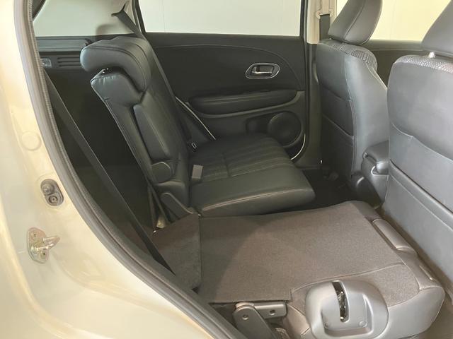 ヴェゼルＳ　ワンセグナビ　バックカメラ　ドラレコ　車検整備付追突被害軽減ブレーキ　ワンセグナビ　バックカメラ　ＤＶＤ　Ｂｌｕｅｔｏｏｔｈ　ドラレコ　クルーズコントロール　シートヒーター　パドルシフト　ＬＥＤ　オートライト　オートエアコン　スマートキー（滋賀県）の中古車