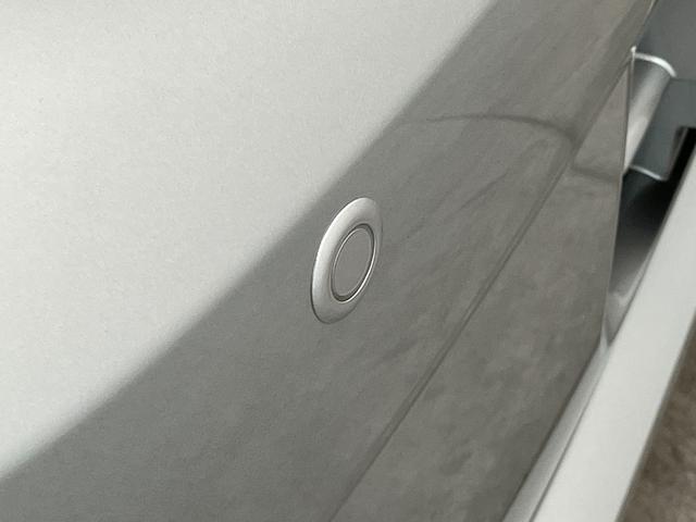 タントＸ　左側電動スライドドア　ＬＥＤライト　スマートキー衝突被害軽減ブレーキ　コーナーセンサー　バックカメラ（ナビ装着時用）　左側電動スライドドア　前席シートヒーター　ＡＭ／ＦＭラジオ　ＥＴＣ　ＬＥＤ　オートライト　オートエアコン　エコアイドル（滋賀県）の中古車