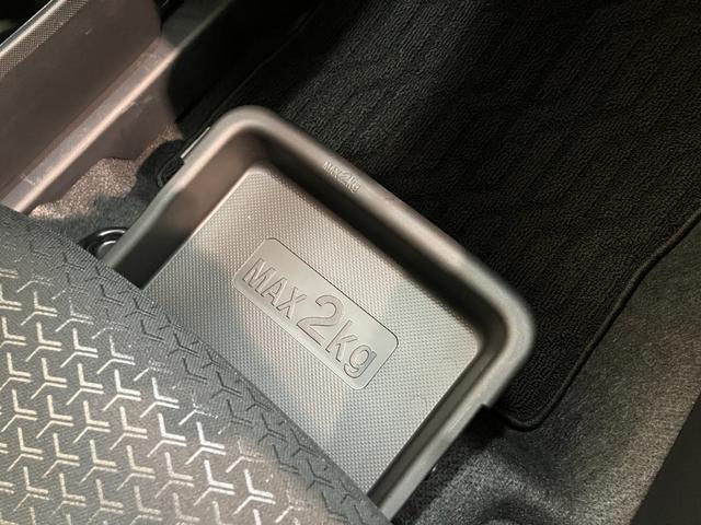 ロッキープレミアムＧ　クルーズコントロール　シートヒーター　ＬＥＤ衝突被害軽減ブレーキ　コーナーセンサー　バックカメラ（ナビ装着時用）　　前席シートヒーター　電動パーキング　クルーズコントロール　ＬＥＤ　オートライト　オートエアコン　スマートキー　エコアイドル（滋賀県）の中古車