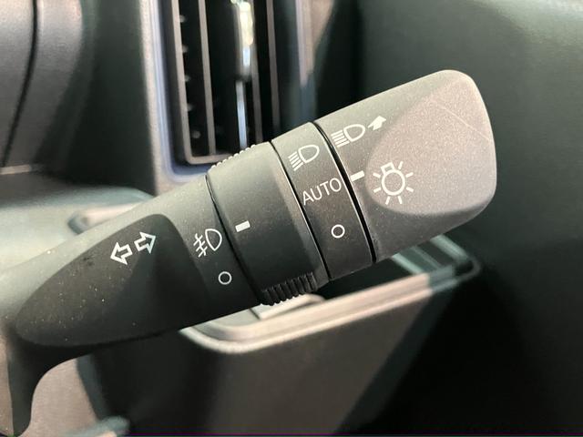 タントカスタムＲＳ　ターボ　両側電動スライドドア　届出済未使用車衝突被害軽減ブレーキ　コーナーセンサー　バックカメラ（ナビ装着時用）　両側電動スライドドア　前席シートヒーター　電動パーキングブレーキ　ＬＥＤ　オートライト　オートエアコン　スマートキー　エコアイドル（滋賀県）の中古車