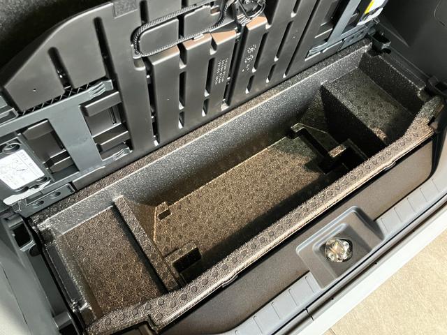 タントカスタムＲＳ　ターボ　両側電動スライドドア　届出済未使用車衝突被害軽減ブレーキ　コーナーセンサー　バックカメラ（ナビ装着時用）　両側電動スライドドア　前席シートヒーター　電動パーキングブレーキ　ＬＥＤ　オートライト　オートエアコン　スマートキー　エコアイドル（滋賀県）の中古車