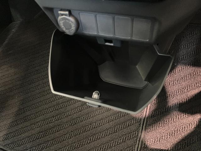 トールカスタムＧ　９型ディスプレイオーディオ　バックカメラ衝突被害軽減ブレーキ　　コーナーセンサー　９型ディスプレイオーディオ　Ｂｌｕｅｔｏｏｔｈ　ＵＳＢ　バックカメラ　レーダークルコン　両側電動スライドドア　ＬＥＤ　オートライト　　スマートキー（滋賀県）の中古車