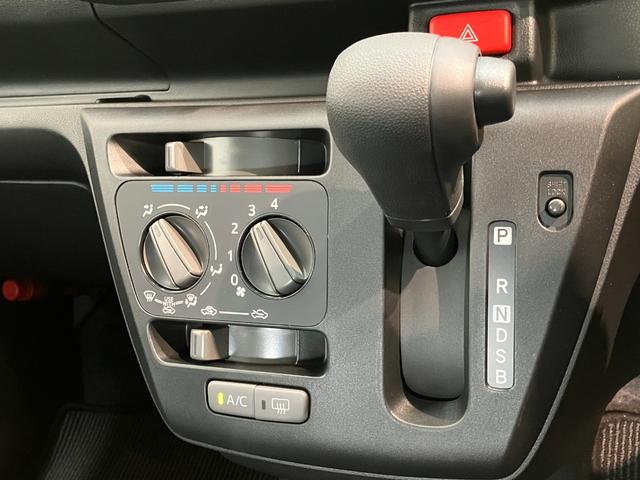 ミライースＬ　ＳＡIII　ＣＤステレオ　キーレス　コーナーセンサー衝突被害軽減ブレーキ　コーナーセンサー　バックカメラ（ナビ装着時用）　ＣＤステレオ　オートライト　マニュアルレベリング　マニュアルエアコン　キーレスエントリー　エコアイドル（滋賀県）の中古車