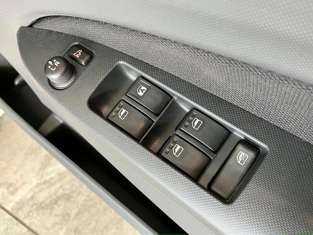 ムーヴカスタムＸ　ＳＡ　フルセグナビ　ＥＴＣ　ＬＥＤヘッドライト衝突被害軽減ブレーキ　スマアシ１　フルセグナビ　ＤＶＤ　Ｂｌｕｅｔｏｏｔｈ　ＵＳＢ　ＥＴＣ　オートライト　ＬＥＤ　オートエアコン　スマートキー　電動格納式ドアミラー　エコアイドル（滋賀県）の中古車