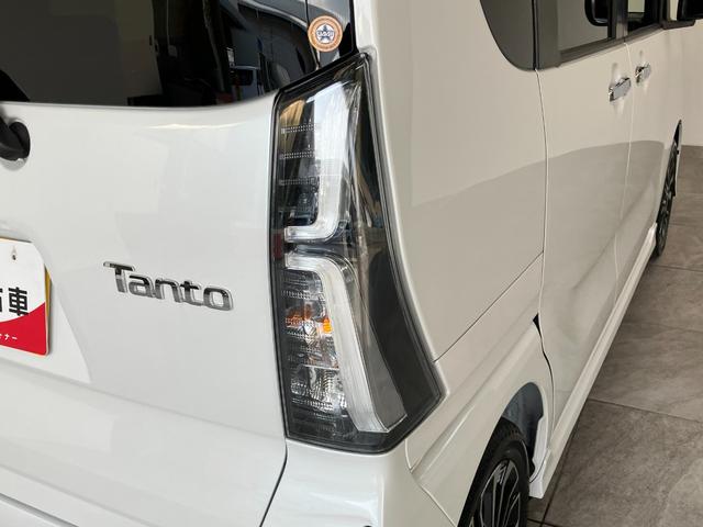 タントカスタムＲＳ　ターボ　両側電動スライドドア　届出済未使用車衝突被害軽減ブレーキ　コーナーセンサー　ターボ　バックカメラ（ナビ装着時用）　両側電動スライドドア　前席シートヒーター　電動パーキングブレーキ　ＬＥＤ　オートエアコン　スマートキー　エコアイドル（滋賀県）の中古車