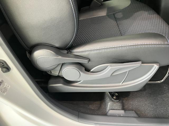 タントカスタムＲＳ　ターボ　両側電動スライドドア　届出済未使用車衝突被害軽減ブレーキ　コーナーセンサー　ターボ　バックカメラ（ナビ装着時用）　両側電動スライドドア　前席シートヒーター　電動パーキングブレーキ　ＬＥＤ　オートエアコン　スマートキー　エコアイドル（滋賀県）の中古車