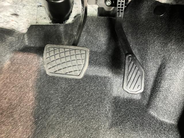 タントカスタムＲＳ　ターボ　両側電動スライドドア　届出済未使用車衝突被害軽減ブレーキ　コーナーセンサー　ターボ　バックカメラ（ナビ装着時用）　両側電動スライドドア　前席シートヒーター　電動パーキングブレーキ　ＬＥＤ　オートエアコン　スマートキー　エコアイドル（滋賀県）の中古車