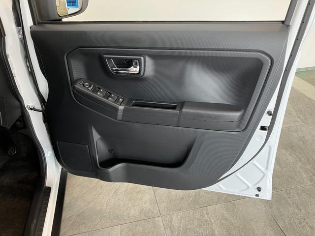 タフトＧ　レーダークルコン　コーナーセンサー　届出済未使用車衝突被害軽減ブレーキ　コーナーセンサー　バックカメラ（ナビ装着時用）　レーダークルーズコントロール　前席シートヒーター　電動パーキング　ＬＥＤ　オートライト　オートエアコン　スマートキー　エコアイドル（滋賀県）の中古車