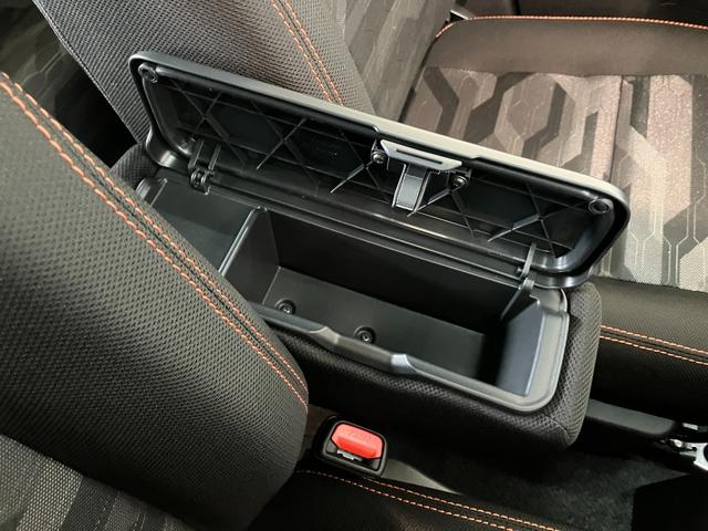 タフトＧ　レーダークルコン　コーナーセンサー　届出済未使用車衝突被害軽減ブレーキ　コーナーセンサー　バックカメラ（ナビ装着時用）　レーダークルーズコントロール　前席シートヒーター　電動パーキング　ＬＥＤ　オートライト　オートエアコン　スマートキー　エコアイドル（滋賀県）の中古車