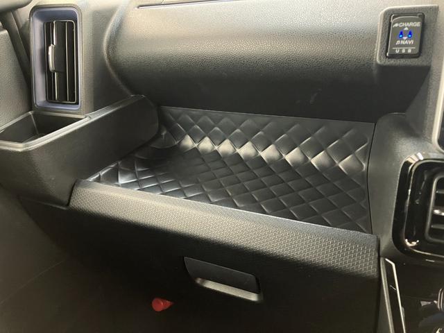 タントカスタムＲＳスタイルセレクション　９型ナビ　パノラマカメラ衝突被害軽減ブレーキ　コーナーセンサー　鋳型フルセグナビ　Ｂｌｕｅｔｏｏｔｈ　ＤＶＤ　ＵＳＢ　パノラマカメラ　前後ドラレコ　両側パワスラ　前席シートヒーター　ＬＥＤ　レーダークルコン　エコアイドル（滋賀県）の中古車