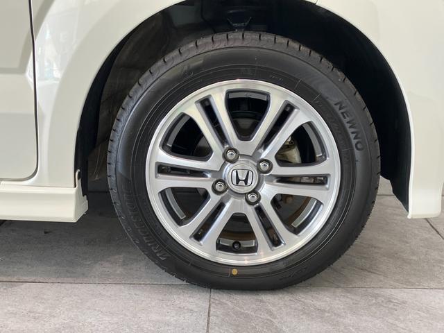 Ｎ−ＢＯＸカスタムＧ　ＳＳパッケージ　ワンセグナビ　バックカメラ　ＨＩＤ追突被害軽減ブレーキ　ワンセグナビ　バックカメラ　ＤＶＤ　両側電動スライドドア　ＨＩＤヘッドライト　オートライト　トップシェイドガラス　オートエアコン　スマートキー　エコアイドル（滋賀県）の中古車