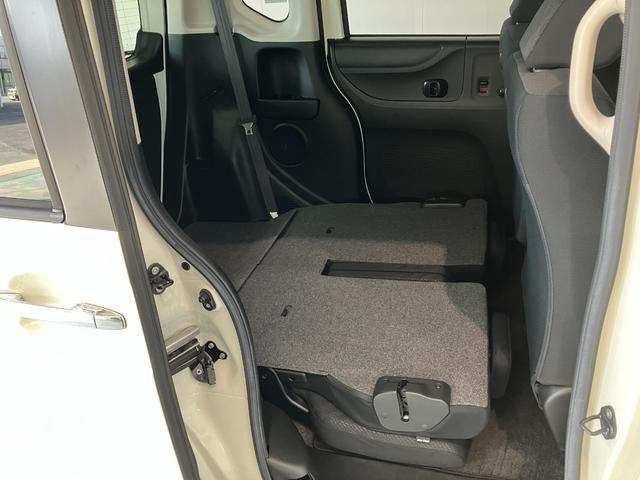 Ｎ−ＢＯＸカスタムＧ　ＳＳパッケージ　ワンセグナビ　バックカメラ　ＨＩＤ追突被害軽減ブレーキ　ワンセグナビ　バックカメラ　ＤＶＤ　両側電動スライドドア　ＨＩＤヘッドライト　オートライト　トップシェイドガラス　オートエアコン　スマートキー　エコアイドル（滋賀県）の中古車