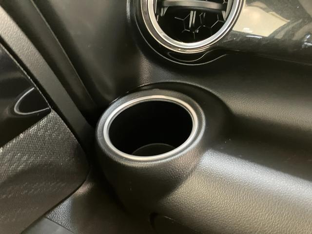 Ｎ−ＢＯＸカスタムＧ　ＳＳパッケージ　ワンセグナビ　バックカメラ　ＨＩＤ追突被害軽減ブレーキ　ワンセグナビ　バックカメラ　ＤＶＤ　両側電動スライドドア　ＨＩＤヘッドライト　オートライト　トップシェイドガラス　オートエアコン　スマートキー　エコアイドル（滋賀県）の中古車