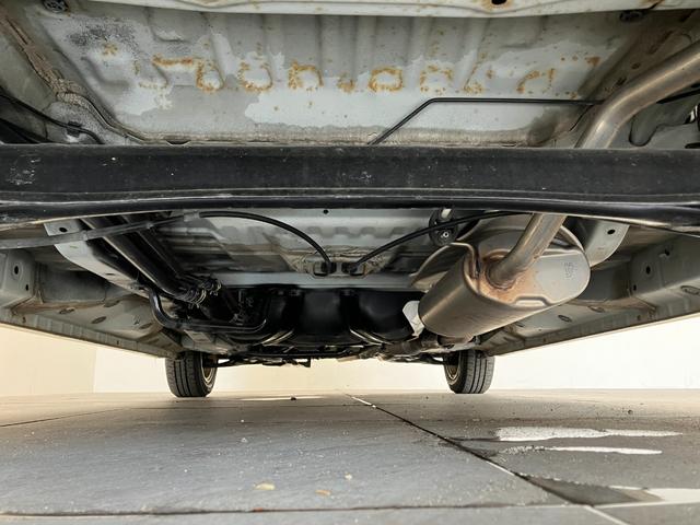 Ｎ−ＢＯＸカスタムＧ　ＳＳパッケージ　ワンセグナビ　バックカメラ　ＨＩＤ追突被害軽減ブレーキ　ワンセグナビ　バックカメラ　ＤＶＤ　両側電動スライドドア　ＨＩＤヘッドライト　オートライト　トップシェイドガラス　オートエアコン　スマートキー　エコアイドル（滋賀県）の中古車