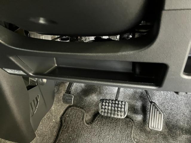 タントカスタムＸ　８インチフルセグナビ　バックカメラ　後席モニター８インチフルセグナビ　バックカメラ　フリップダウンモニター　ＥＴＣ　ＤＶＤ再生　Ｂｌｕｅｔｏｏｔｈ　ＵＳＢ　両側電動スライドドア　ＬＥＤヘッド　オートライト　オートエアコン　スマートキー　エコアイドル（滋賀県）の中古車