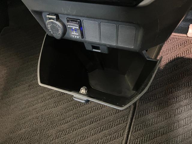トールカスタムＧターボ　ＳＡ３　９型フルセグナビ　バックカメラ衝突被害軽減ブレーキ　コーナーセンサー　ターボ　９型フルセグナビ　Ｂｌｕｅｔｏｏｔｈ　ＤＶＤ再生　ＵＳＢ　バックカメラ　両側電動スライドドア　クルーズコントロール　ＬＥＤ　スマートキー　エコアイドル（滋賀県）の中古車
