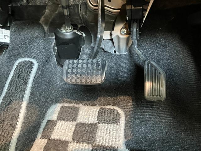 コペンクーペ　フルセグナビ　バックカメラ　ＥＴＣ　ドラレコＢＢＳアルミ　フルセグナビ　バックカメラ　ドライブレコーダー　ＥＴＣ車載器　ＤＶＤ再生　Ｂｌｕｅｔｏｏｔｈ　ＵＳＢ　パドルシフト　シートヒータ−　ＬＥＤ　オートライト　ＭＯＭＯ製ハンドル　エコアイドル（滋賀県）の中古車