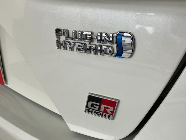 プリウスＰＨＶＳ　ＧＲスポーツ　８型ナビ　バックカメラ　レーダークルコントヨタセーフティセンス　８型フルセグナビ　バックカメラ　ＥＴＣ　ＤＶＤ再生　Ｂｌｕｅｔｏｏｔｈ　ＵＳＢ　シートヒーター　クルーズコントロール　ＬＥＤ　オートライト　オートエアコン　スマートキー（滋賀県）の中古車
