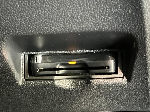 プリウスＰＨＶＳ　ＧＲスポーツ　８型ナビ　バックカメラ　レーダークルコントヨタセーフティセンス　８型フルセグナビ　バックカメラ　ＥＴＣ　ＤＶＤ再生　Ｂｌｕｅｔｏｏｔｈ　ＵＳＢ　シートヒーター　クルーズコントロール　ＬＥＤ　オートライト　オートエアコン　スマートキー（滋賀県）の中古車