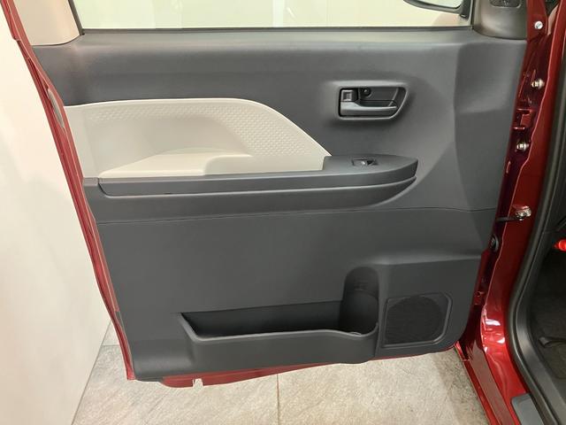 タントＸ　左側電動スライドドア　ＬＥＤヘッド　届出済未使用車衝突被害軽減ブレーキ　コーナーセンサー　バックカメラ（ナビ装着時用）　左側電動スライドドア　前席シートヒーター　電動パーキングブレーキ　ＬＥＤ　オートライト　オートエアコン　スマートキー　エコアイドル（滋賀県）の中古車