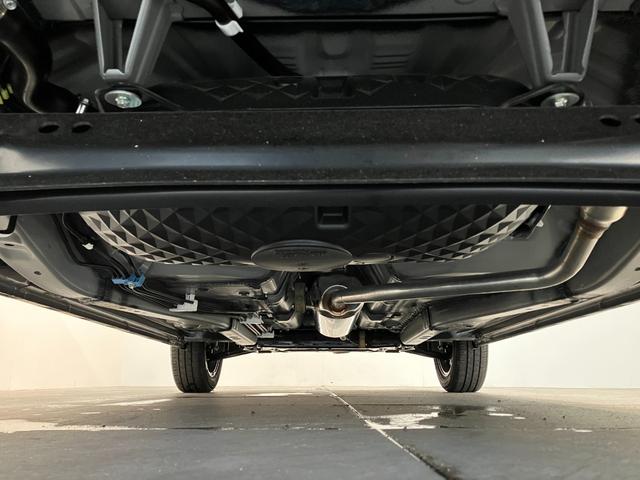 タフトＧ　ダーククロムベンチャー　クルコン　届出済未使用車衝突被害軽減ブレーキ　コーナーセンサー　バックカメラ（ナビ装着時用）　シートヒーター　電動パーキング　スカイフィールトップ　ＬＥＤ　オートエアコン　スマートキー　レーダークルーズコントロール（滋賀県）の中古車
