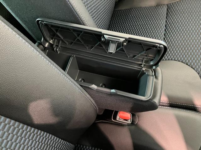 タントカスタムＲＳ　９型ディスプレイオーディオ　バックカメラ衝突被害軽減ブレーキ　コーナーセンサー　９型ディスプレイオーディオ　フルセグ　Ｂｌｕｅｔｏｏｔｈ　ＵＳＢ　バックカメラ　前後ドラレコ　両側電動スライドドア　前席シートヒーター　ＬＥＤ　レーダークルコン（滋賀県）の中古車
