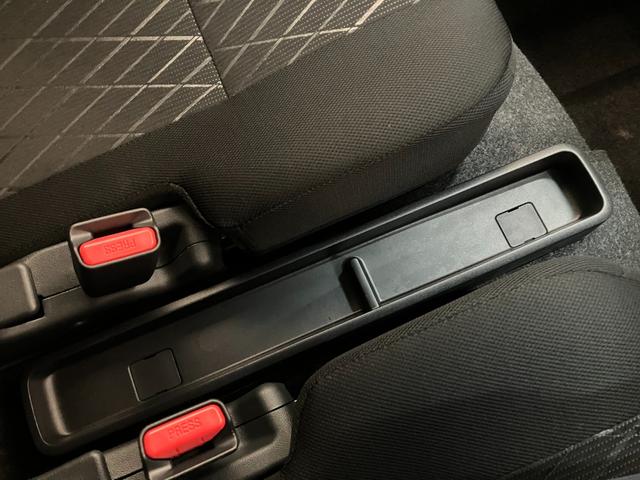 アトレーＲＳ　レーダークルコン　４ＷＤ　ＬＥＤ　届出済未使用車衝突被害軽減ブレーキ　コーナーセンサー　４ＷＤ　ターボ　バックカメラ（ナビ装着時用）　両側電動スライドドア　ＬＥＤ　オートライト　電動格納式ミラー　レーダークルコン　オートエアコン　スマートキー（滋賀県）の中古車
