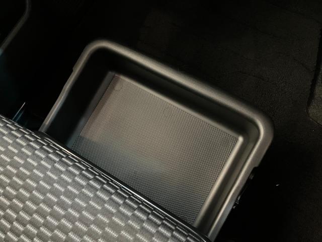 トールカスタムＧ　９型ディスプレイオーディオ　クルコン　車検整備付衝突被害軽減ブレーキ　コーナーセンサー　９型ディスプレイオーディオ　フルセグ　Ｂｌｕｅｔｏｏｔｈ　ＵＳＢ　パノラマカメラ　ドラレコ　両側パワスラ　ＬＥＤ　オートライト　スマートキー　レーダークルコン（滋賀県）の中古車