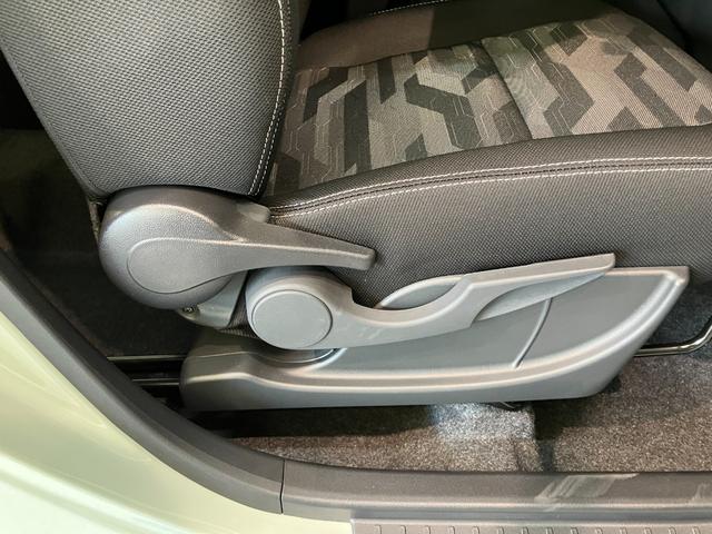 タフトＧ　ダーククロムベンチャー　コーナーセンサー　届出済未使用車衝突被害軽減ブレーキ　コーナーセンサー　バックカメラ（ナビ装着時用）　前席シートヒーター　電動パーキング　クルーズコントロール　ＬＥＤ　オートライト　オートエアコン　スマートキー　エコアイドル（滋賀県）の中古車