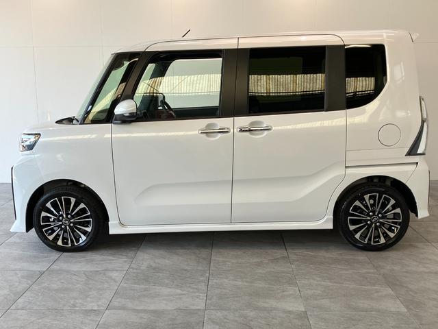 タントカスタムＲＳ　ターボ　前席シートヒーター　届出済未使用車衝突被害軽減ブレーキ　コーナーセンサー　ターボ　バックカメラ（ナビ装着時用）　両側電動スライドドア　前席シートヒーター　電動パーキング　ＬＥＤ　オートライト　オートエアコン　スマートキー　エコアイドル（滋賀県）の中古車