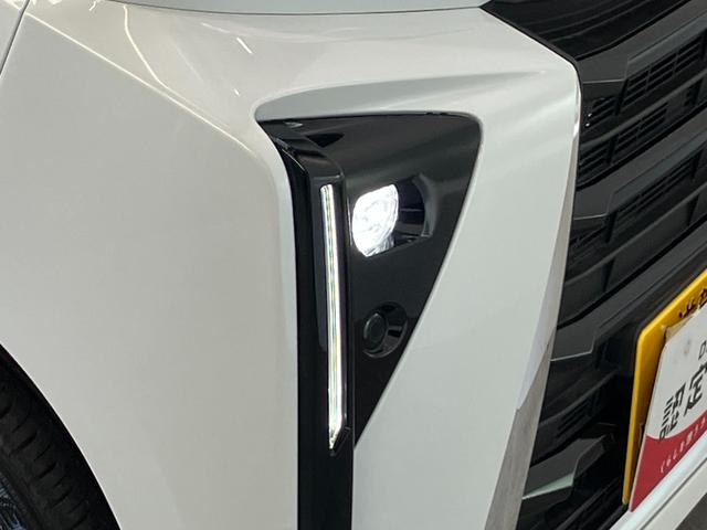 タントカスタムＲＳ　ターボ　前席シートヒーター　届出済未使用車衝突被害軽減ブレーキ　コーナーセンサー　ターボ　バックカメラ（ナビ装着時用）　両側電動スライドドア　前席シートヒーター　電動パーキング　ＬＥＤ　オートライト　オートエアコン　スマートキー　エコアイドル（滋賀県）の中古車