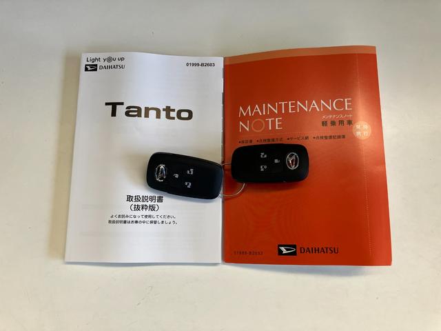 タントカスタムＲＳ　ターボ　前席シートヒーター　届出済未使用車衝突被害軽減ブレーキ　コーナーセンサー　ターボ　バックカメラ（ナビ装着時用）　両側電動スライドドア　前席シートヒーター　電動パーキング　ＬＥＤ　オートライト　オートエアコン　スマートキー　エコアイドル（滋賀県）の中古車