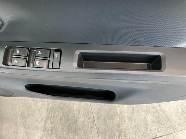 ミライースＬ　ＳＡIII　コーナーセンサー　キーレス　オートライト衝突被害軽減ブレーキ　スマアシ３　コーナーセンサー　バックカメラ（ナビ装着時用）　オートライト　マニュアルレベリング　マニュアルエアコン　キーレスエントリー　エコアイドル（滋賀県）の中古車