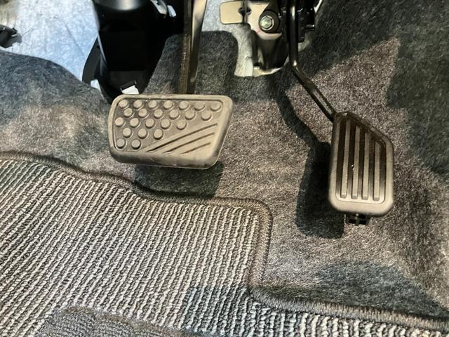 ミライースＬ　ＳＡIII　コーナーセンサー　キーレス　オートライト衝突被害軽減ブレーキ　スマアシ３　コーナーセンサー　バックカメラ（ナビ装着時用）　オートライト　マニュアルレベリング　マニュアルエアコン　キーレスエントリー　エコアイドル（滋賀県）の中古車