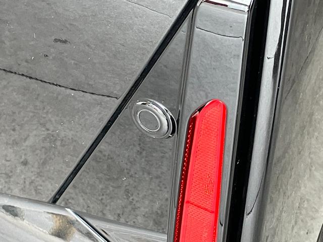 タントカスタムＲＳ　ターボ　両側電動スライドドア　届出済未使用車衝突被害軽減ブレーキ　コーナーセンサー　ターボ　バックカメラ（ナビ装着時用）　両側電動スライドドア　前席シートヒーター　電動パーキングブレーキ　ＬＥＤ　オートライト　スマートキー　エコアイドル（滋賀県）の中古車