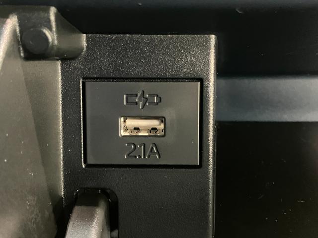 タントカスタムＲＳ　ターボ　両側電動スライドドア　届出済未使用車衝突被害軽減ブレーキ　コーナーセンサー　ターボ　バックカメラ（ナビ装着時用）　両側電動スライドドア　前席シートヒーター　電動パーキングブレーキ　ＬＥＤ　オートライト　スマートキー　エコアイドル（滋賀県）の中古車