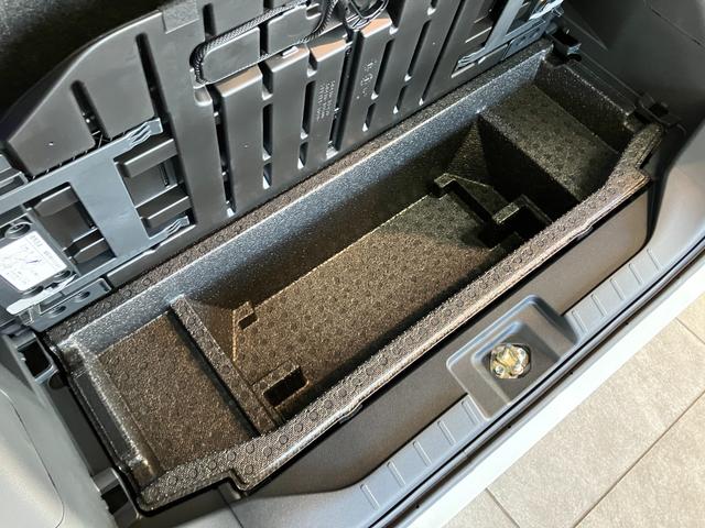 タントＸ　９型ディスプレイオーディオ　フルセグ　届出済未使用車衝突被害軽減ブレーキ　コーナーセンサー　９型ディスプレイオーディオ　フルセグ　Ｂｌｕｅｔｏｏｔｈ　ＵＳＢ　バックカメラ　左側電動スライドドア　前席シートヒーター　ＬＥＤ　スマートキー　エコアイドル（滋賀県）の中古車
