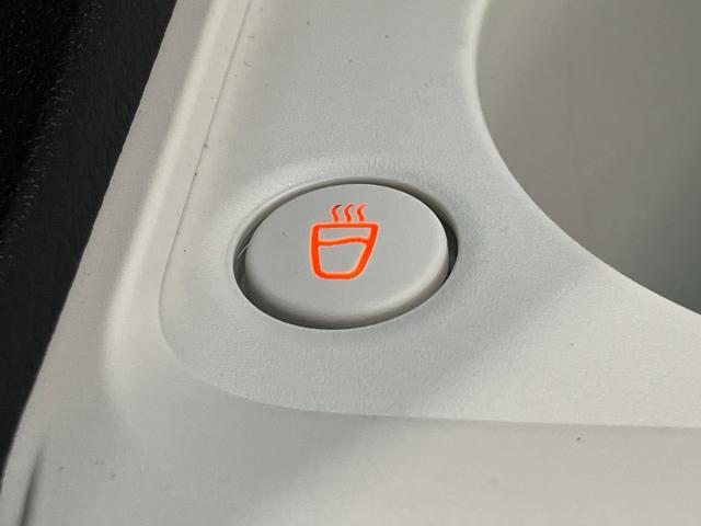 ムーヴキャンバスストライプスＧ　両側電動スライドドア　ＬＥＤ　届出済未使用車衝突被害軽減ブレーキ　コーナーセンサー　バックカメラ（ナビ装着時用）　両側電動スライドドア　前席シートヒーター　電動パーキングブレーキ　ＬＥＤ　オートライト　オートエアコン　スマートキー　エコアイドル（滋賀県）の中古車