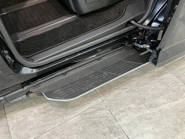 ヴォクシーハイブリッドＳ−Ｚ　１０型ナビ　バックカメラ　車検整備付トヨタセーフティセンス　コーナーセンサー　フルセグナビ　バックカメラ　ＥＴＣ　ドラレコ　Ｂｌｕｅｔｏｏｔｈ　両側電動スライドドア　左側オートステップ　パワーバックドア　シートヒーター　ダブルエアコン（滋賀県）の中古車