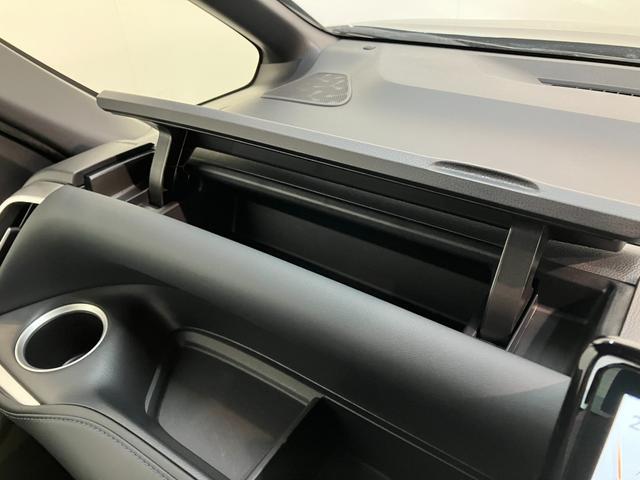 ヴォクシーハイブリッドＳ−Ｚ　１０型ナビ　バックカメラ　車検整備付トヨタセーフティセンス　コーナーセンサー　フルセグナビ　バックカメラ　ＥＴＣ　ドラレコ　Ｂｌｕｅｔｏｏｔｈ　両側電動スライドドア　左側オートステップ　パワーバックドア　シートヒーター　ダブルエアコン（滋賀県）の中古車