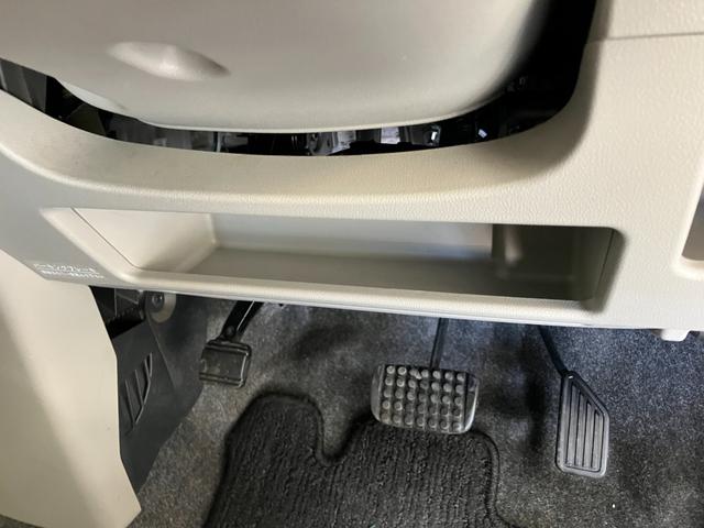 タントスローパーＸ　ＳＡ２　左側電動スライドドア　リヤーシート付車いす乗降車　衝突回避軽減ブレーキ　バックカメラ（ナビ装着時用）　ＣＤステレオ　左側電動スライドドア　電動格納式ミラー　マニュアルレベリング　オートエアコン　オートライト　スマートキー　エコアイドル（滋賀県）の中古車