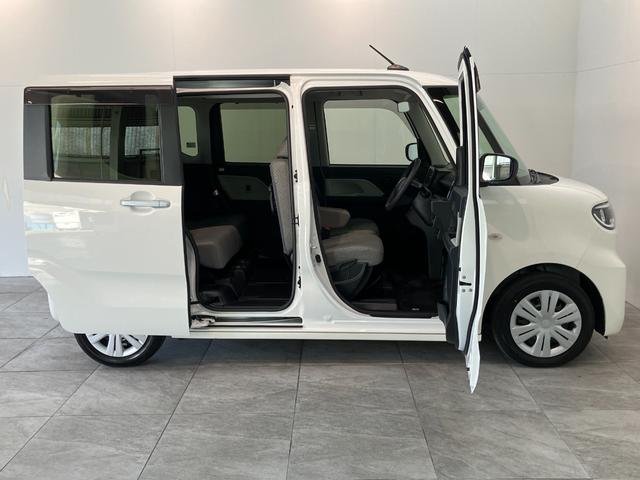 タントＸ　左側ユニバーサルステップ・パワスラ　ＬＥＤ　車検整備付衝突被害軽減ブレーキ　コーナーセンサー　左側電動スライドドア・ユニバーサルステップ　前席シートヒーター　ＬＥＤ　オートライト　オートエアコン　スマートキー　電動格納式ドアミラー　エコアイドル（滋賀県）の中古車