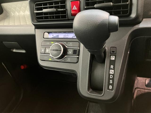 タントＸ　左側ユニバーサルステップ・パワスラ　ＬＥＤ　車検整備付衝突被害軽減ブレーキ　コーナーセンサー　左側電動スライドドア・ユニバーサルステップ　前席シートヒーター　ＬＥＤ　オートライト　オートエアコン　スマートキー　電動格納式ドアミラー　エコアイドル（滋賀県）の中古車